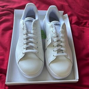 Adidas Advantage Dark Blue Mens Shoes. Size 8 1/2. Brand New Never Worn.